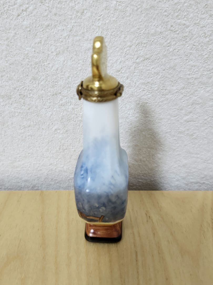 リモージュボックス 猫と花のデザイン陶器香水瓶