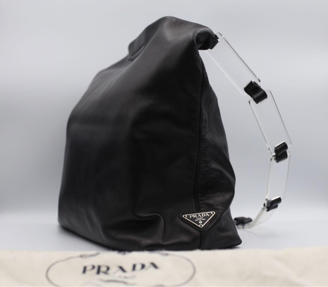 PRADA leather shoulder bag 25,800円