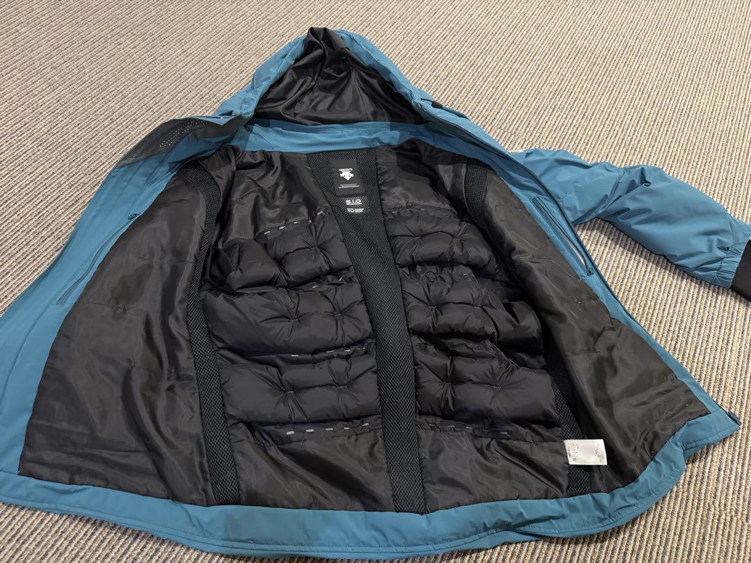 【美品】デサント　スキーウェア　ダウン