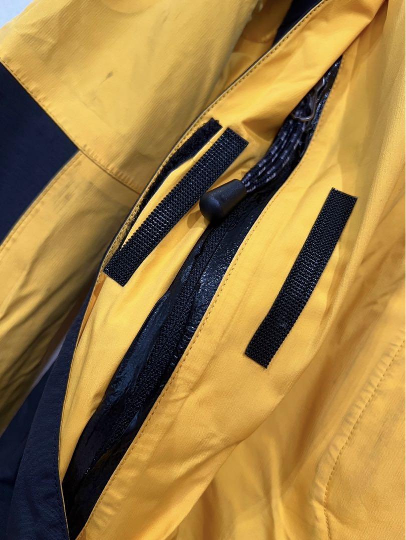 THE NORTH FACEザノースフェイス　サミットシリーズマウンテンパーカー