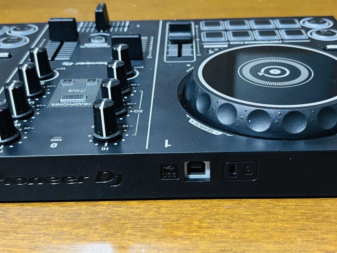 Pioneer DDJ-200 DJコントローラー
