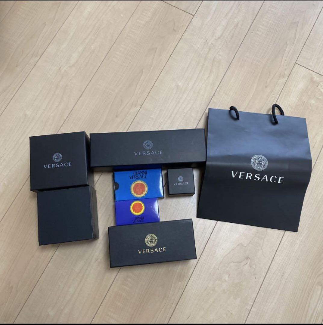VERSACEヴェルサーチェの付属品セットベルサーチェ
