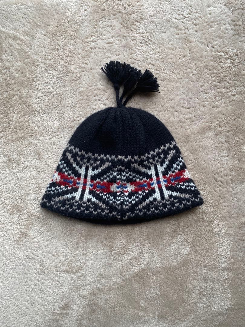 柴田ひかり着用　Supreme tassel beanie 柴田ひかり着用Supreme tassel beanie