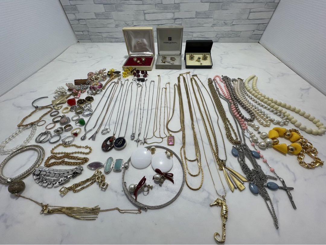 整理品4  ヴィンテージアクセサリーなど　大量まとめ売り　ジャンク