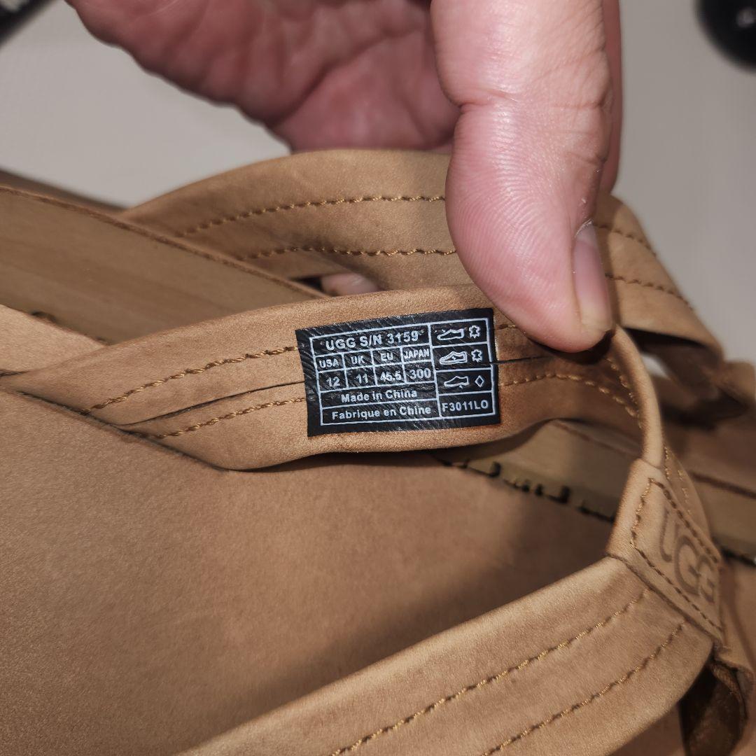 UGG ブラウンビーチサンダル