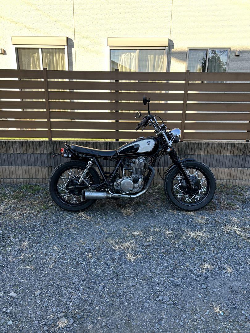 YAMAHA SR400