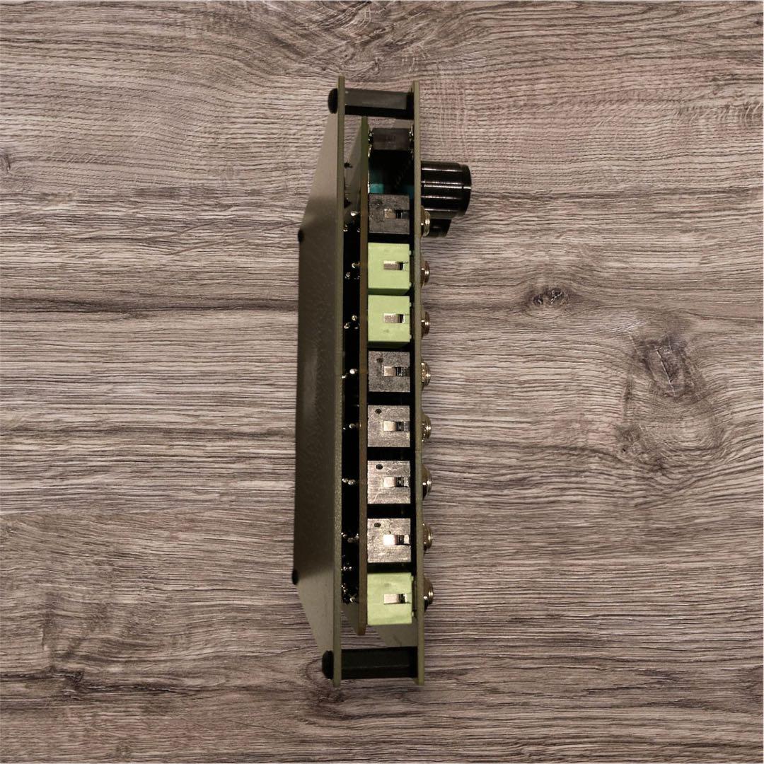 Plinky synth V3 ユーロラック タッチ式高機能シンセ　アンビエント Plinky synth V3 高機能シンセサイザー モジュラー ユーロラック