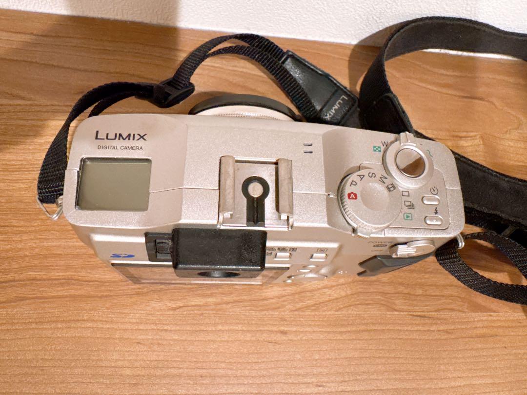 パナソニック LUMIX デジカメ DMC-LC5 DC 9V 動作未確認