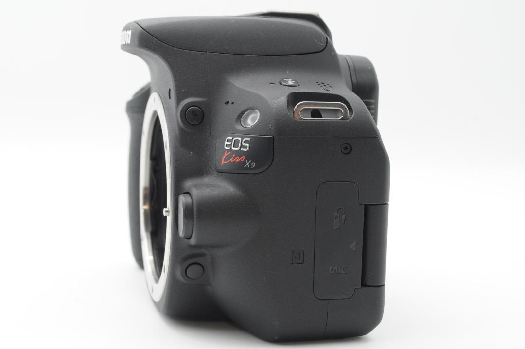 Amazon | Canon デジタル一眼レフカメラ EOS Kiss X9 ブラック