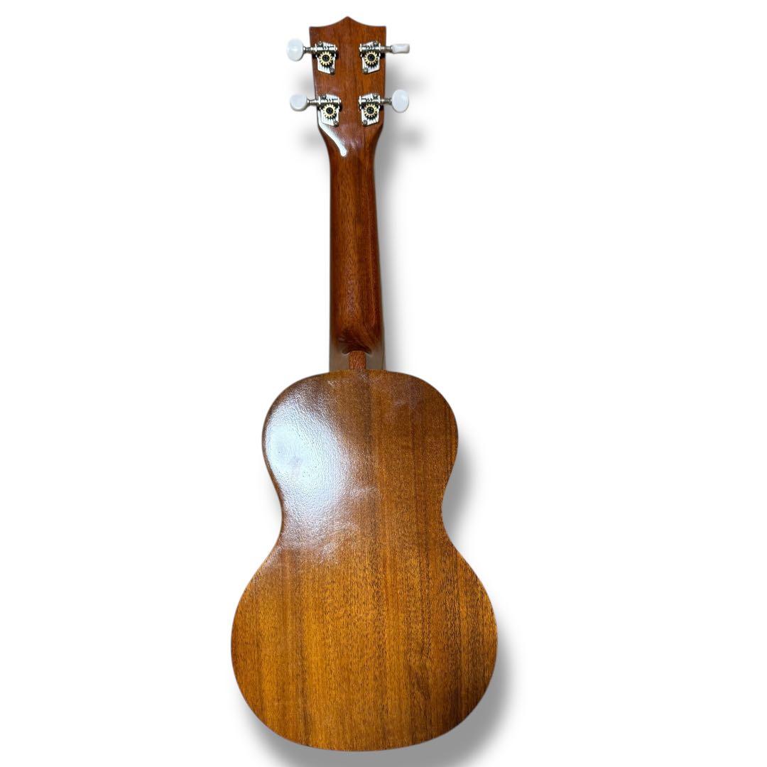 美品✨Famous フェイマス FS-5G ソプラノウクレレ ケース付き 美品✨Famous フェイマス FS-5G ソプラノウクレレ ケース付き