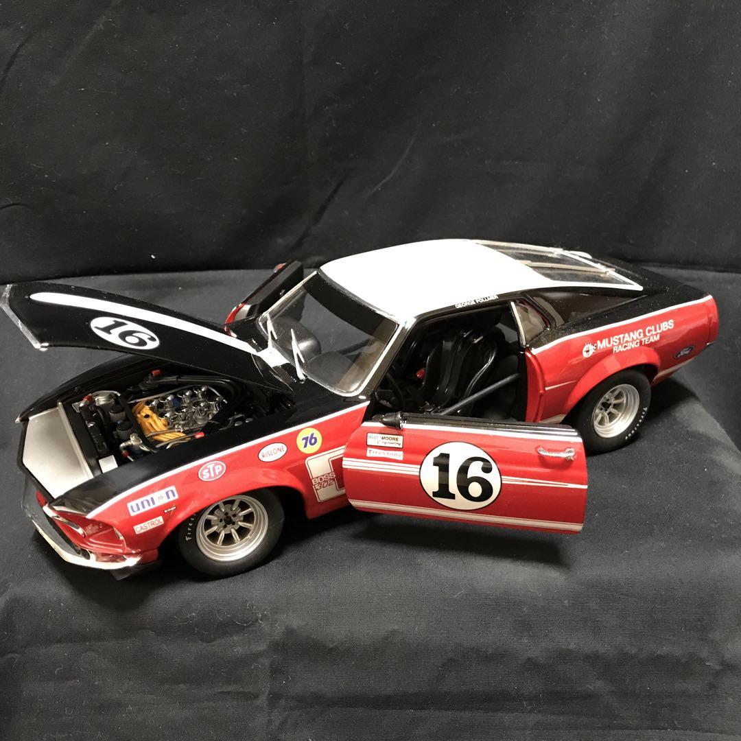 雑誌で紹介された 24時間内発送】WELLY 1969 マスタング BOSS 302 1/18 ミニカー