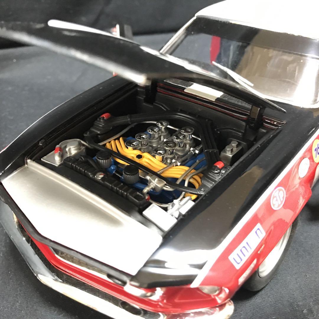 【24時間内発送】WELLY 1969 マスタング BOSS 302 1/18