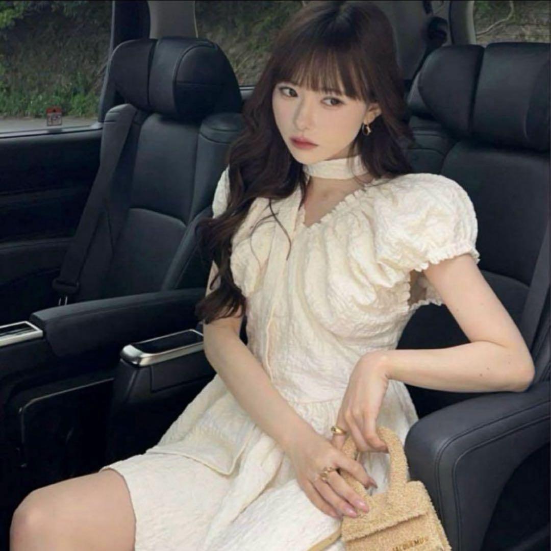 新品タグ付きTHE TOE Kolonaki Tie Neck Onepiece