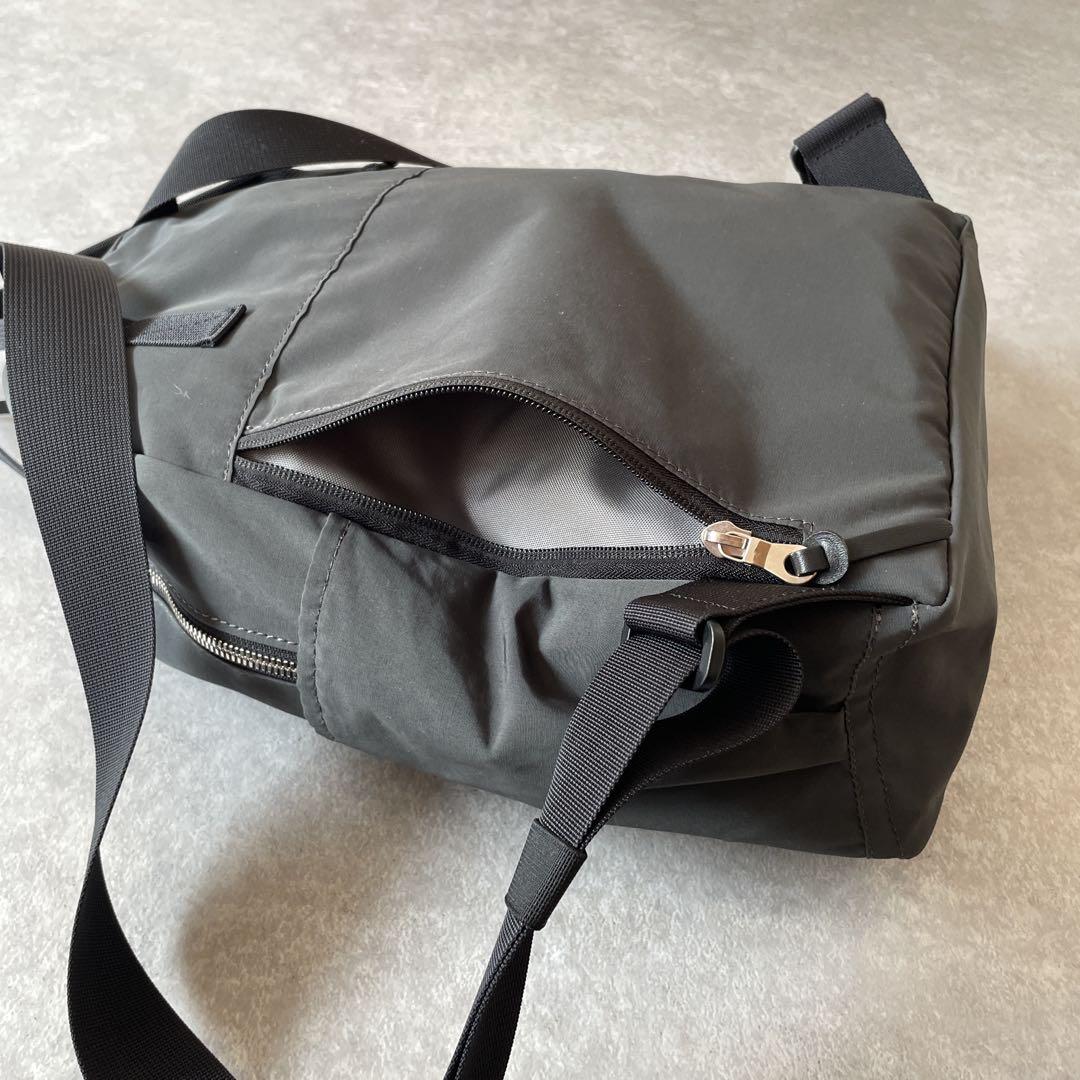 新品同様STANDARD SUPPLY グレー ワラビーリュック バックパック