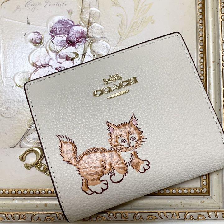 COACH スナップ ウォレット・ダンシング キトゥン CC472