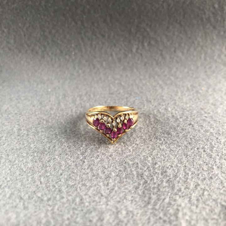 jewelry② ルビーリング　V字デザイン