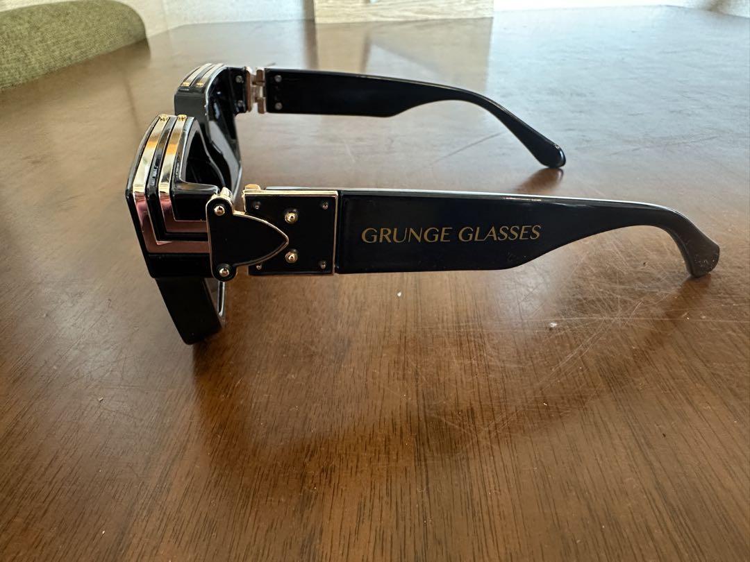 GRUNGE GLASSES サングラス SUITS ブラック 美品