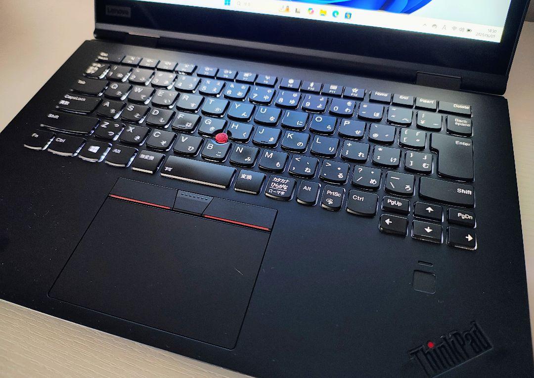 Lenovo X1 Yoga Corei5 8GB 256GB 360°2in1