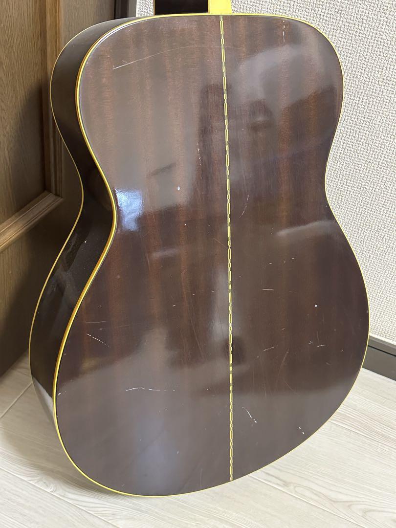 YAMAHA FG202B