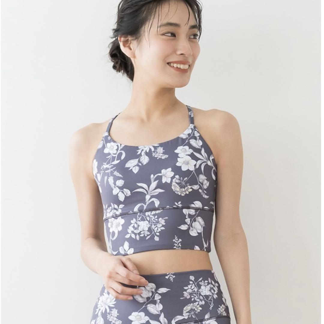 ☆新品未使用☆【SUKALA】白 ベーシックロゴブラトップ☆M ヨガ