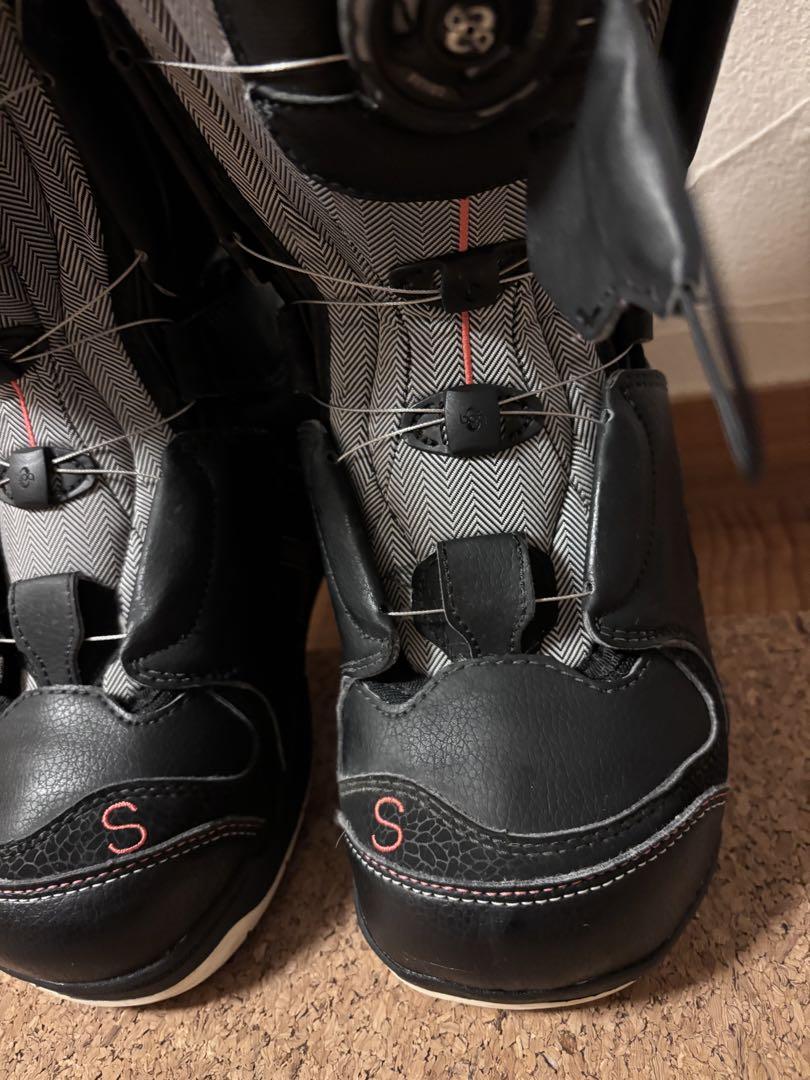SALOMON IVY BＯA 23センチ