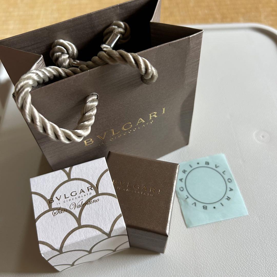 ブルガリ BVLGARI 空箱 ショッパーバッグ シール付 - メルカリ