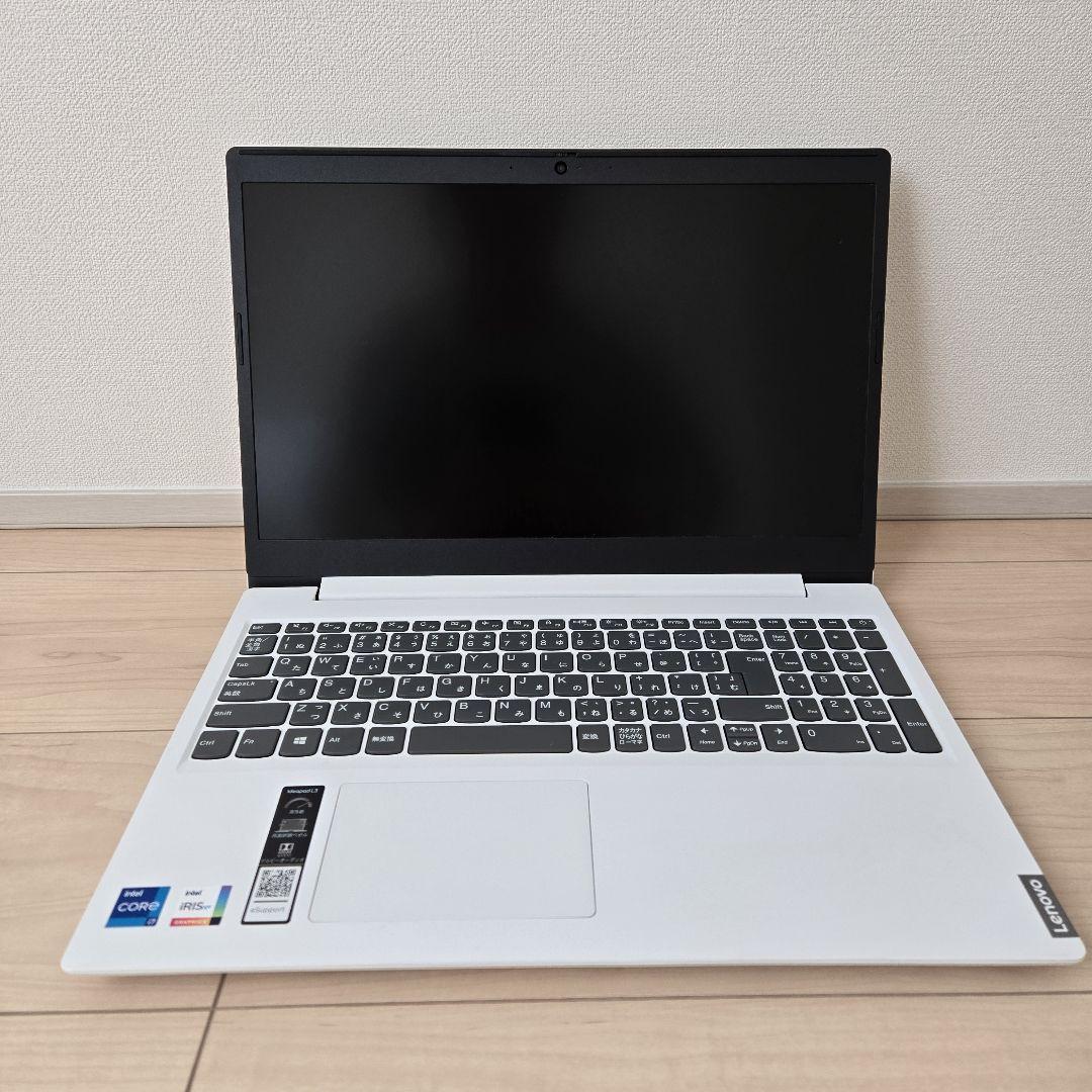 Lenovo 第11世代 Core i7-1165G7 8GB/512GB