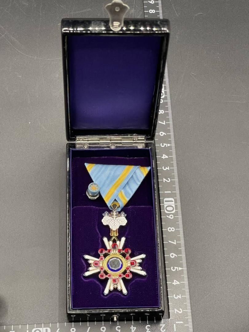 瑞宝双光章　瑞賓雙光章　共箱 付き 勲章 徽章 当時物 現状品 希少品