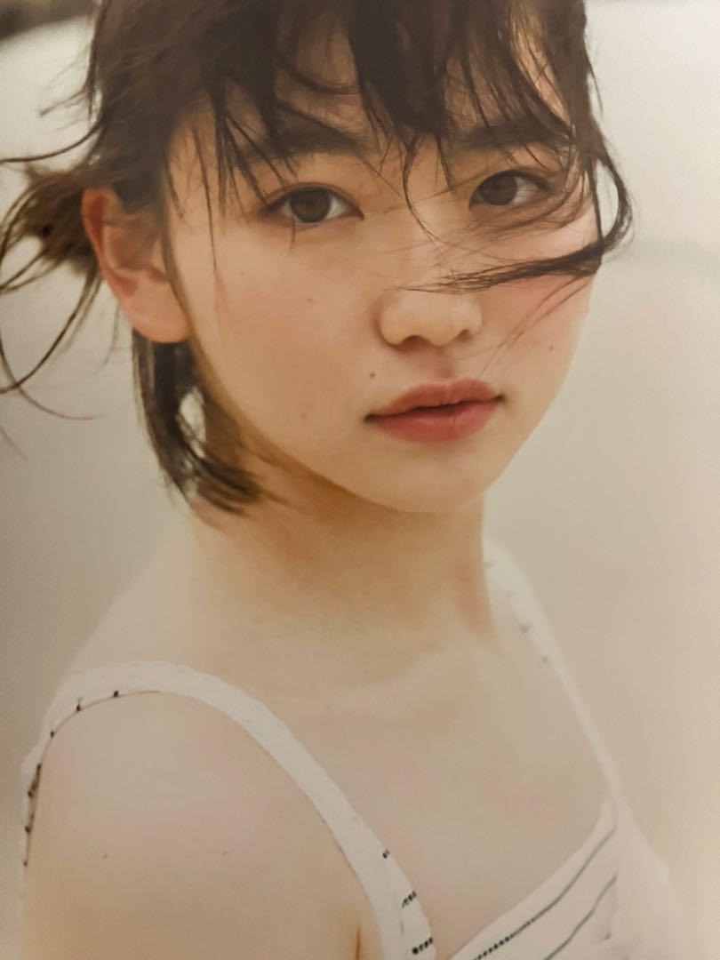 PLANET NINE 山田杏奈ファースト写真集 初版 帯付き 直筆サイン本