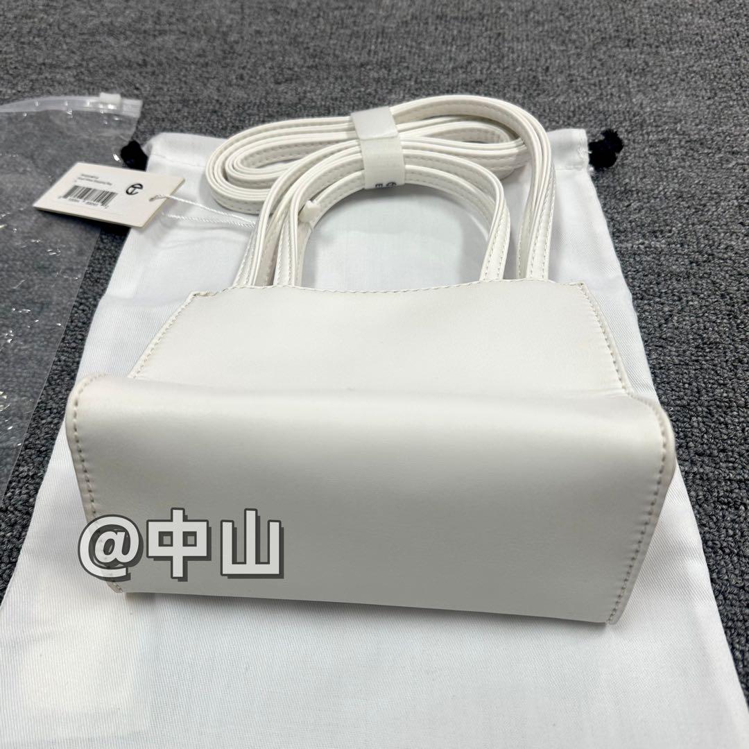 TELEAR ホワイトショルダーバッグ TELEAR ホワイトショルダーバッグ