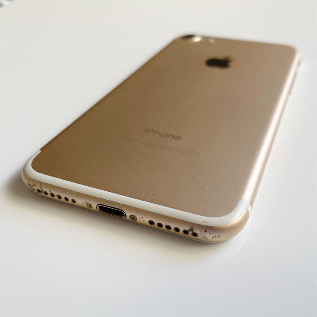 格安】iPhone7 本体 Gold 128 GB SIMフリー