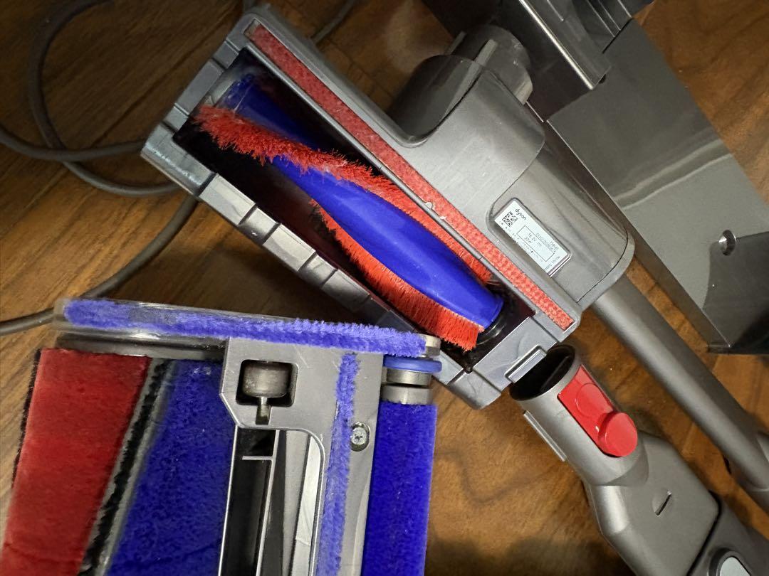 Dyson V8 Fluffy スティッククリーナー