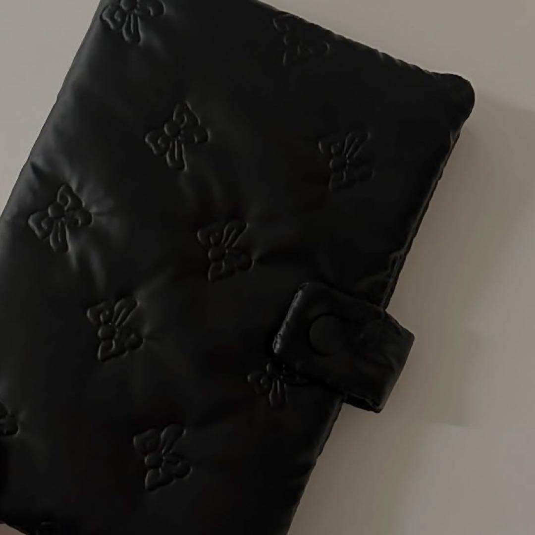 バインダーカバー ブラック リボン A6 韓国 貯金♥に近い