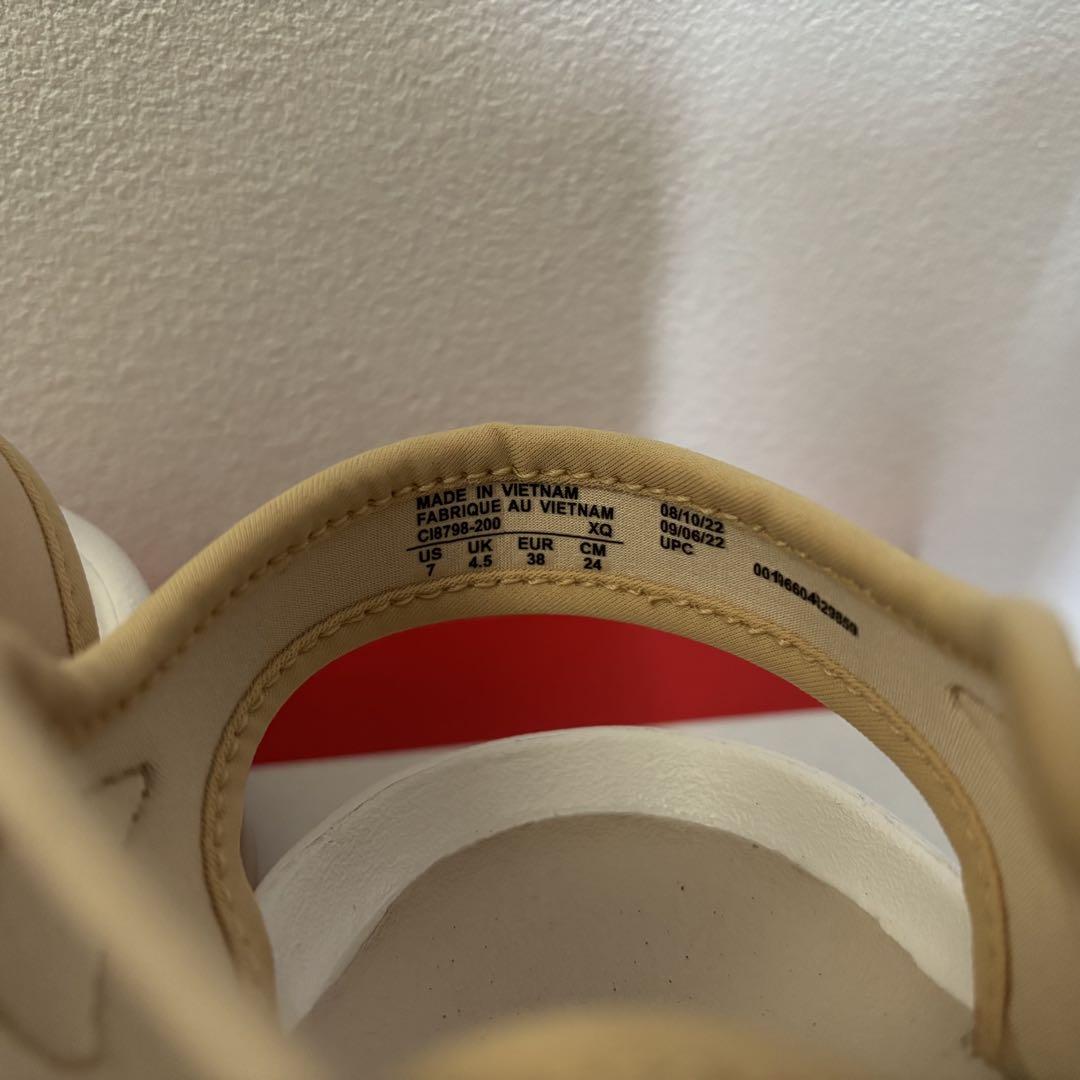 新品未使用　NIKE ナイキ　エアマックス　ココ　KOKO 24.0cm