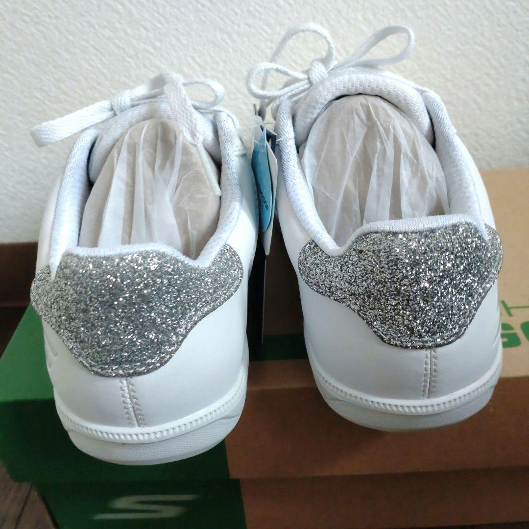 新品 SKECHERS スケッチャーズ　ホワイトゴーゴルフ 23cm