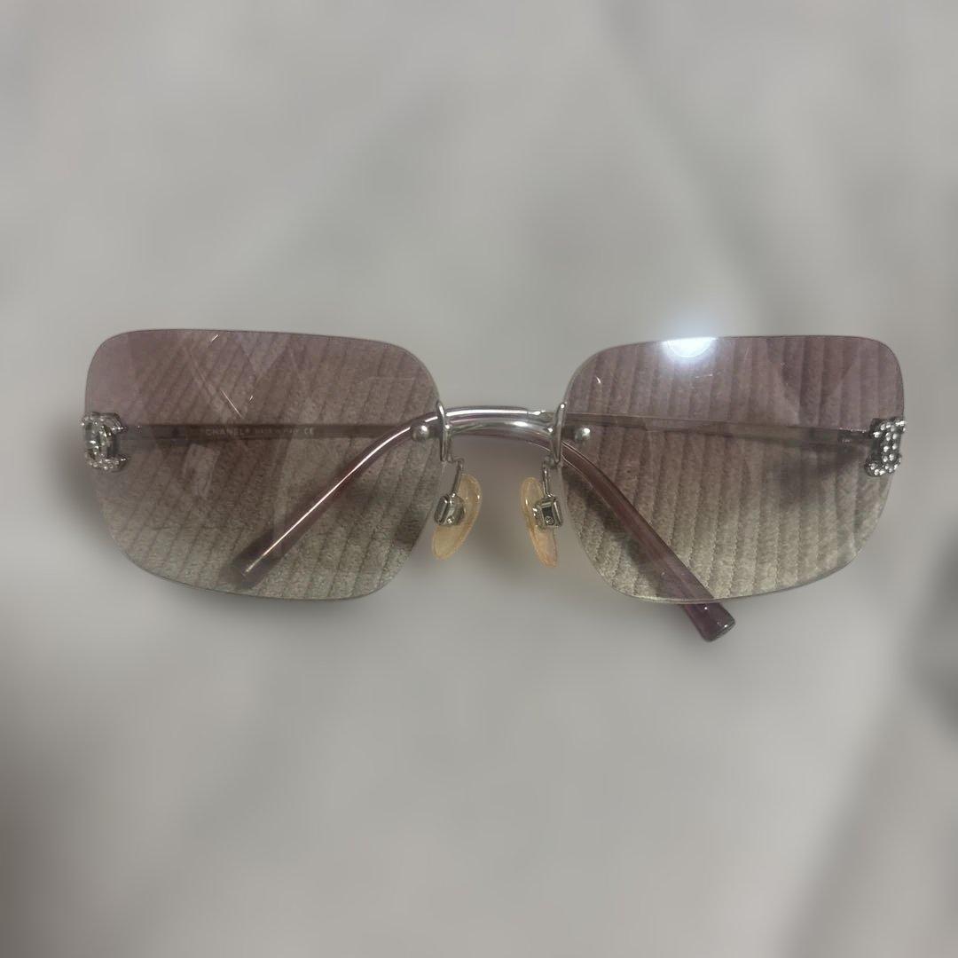 Chanel ビジュー付きグラデーションピンクサングラスCHANEL
