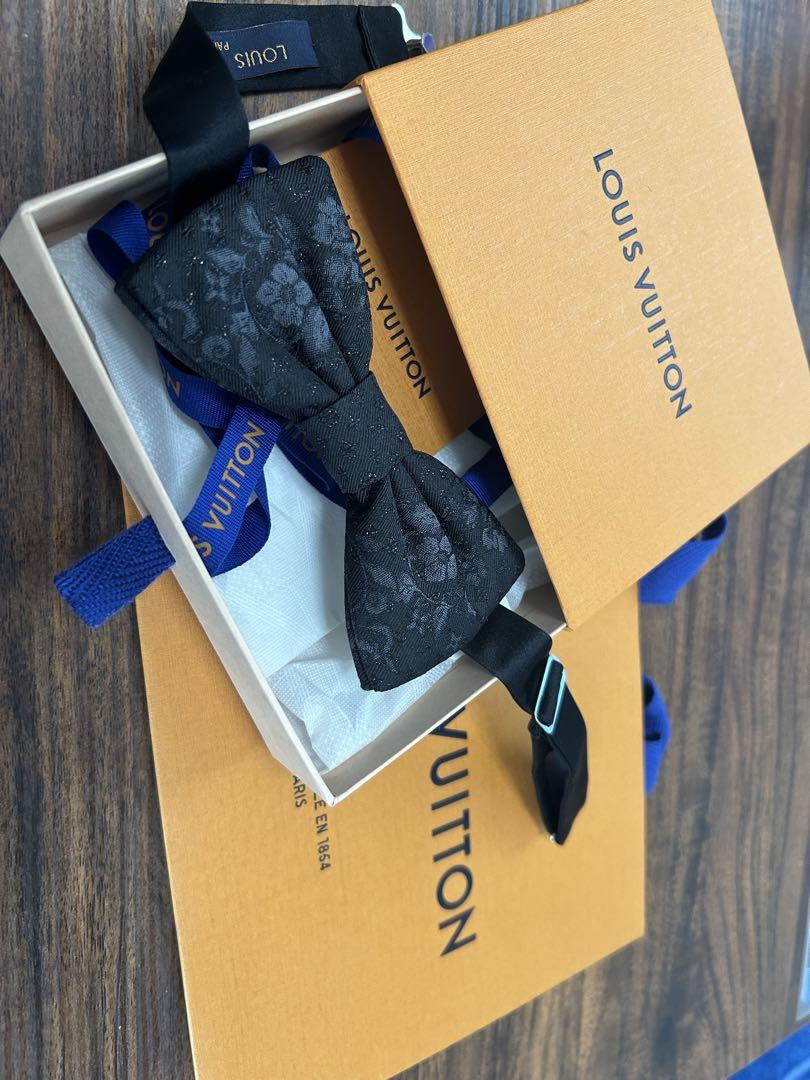 LOUIS VUITTON 蝶ネクタイ 新作 ボウタイ・モノグラム 新品同様