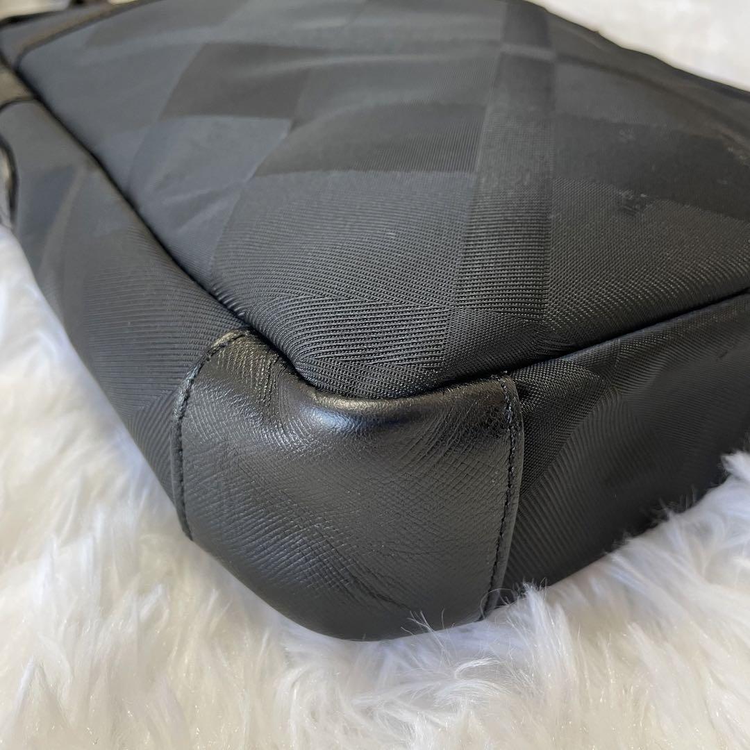 美品✨ブラックレーベルクレストブリッジ シャドーチェック ショルダーバッグ 黒