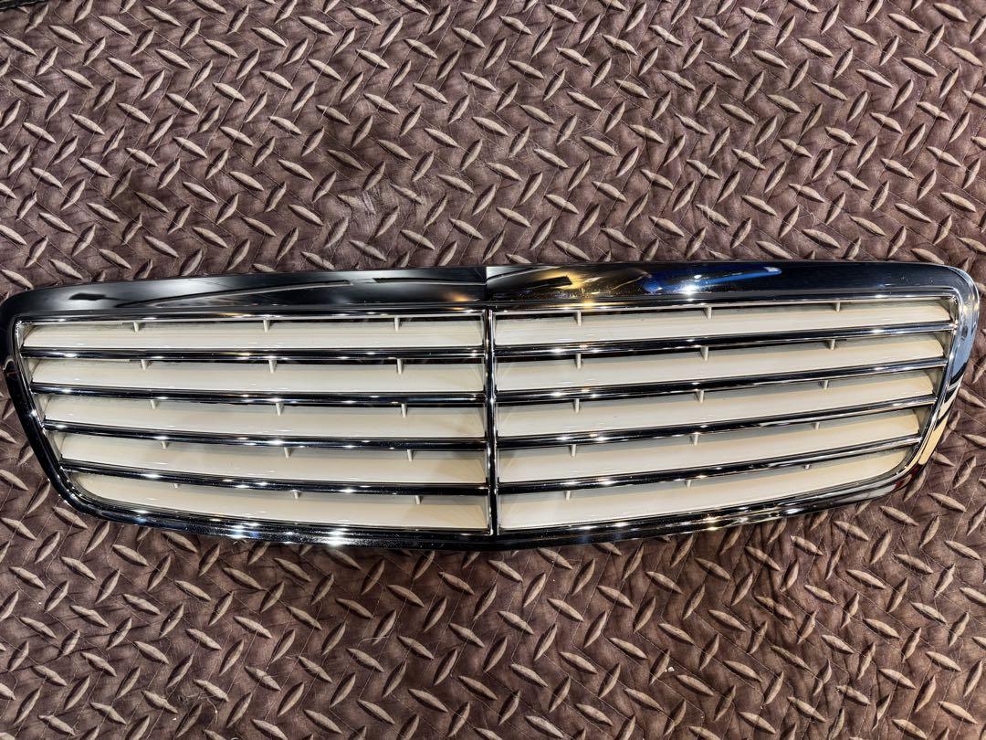 メルセデス ベンツ W220 Sクラス フロント グリル ホワイトパーツ