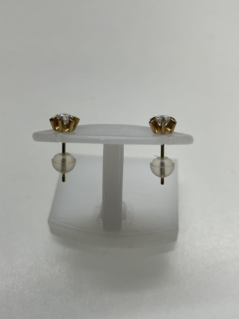 k18・ダイヤピアス・0.12ct×2・0.９g・中古品