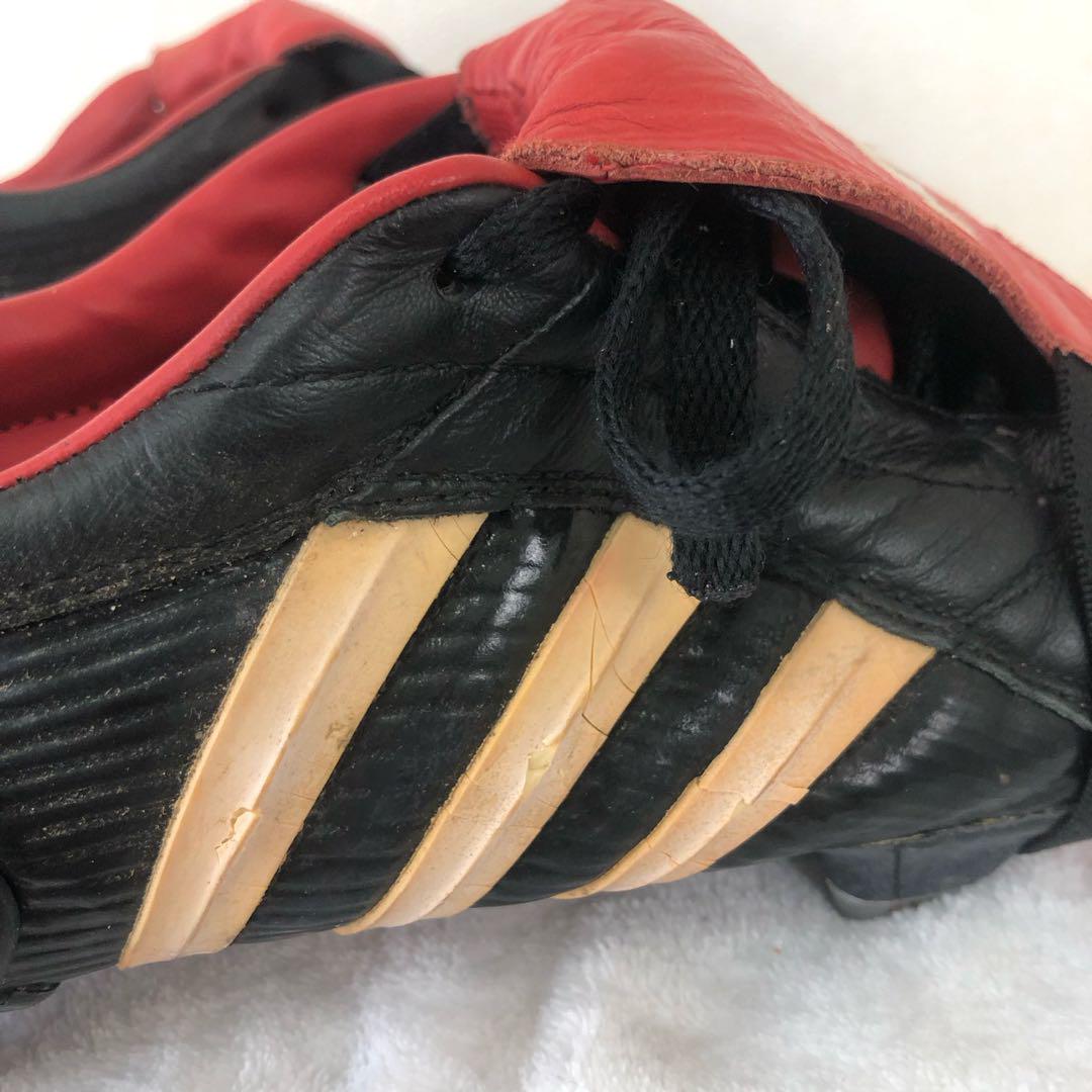 adidas アディダス　サッカーシューズ　スパイク　プレデター　黒　赤　ロゴ