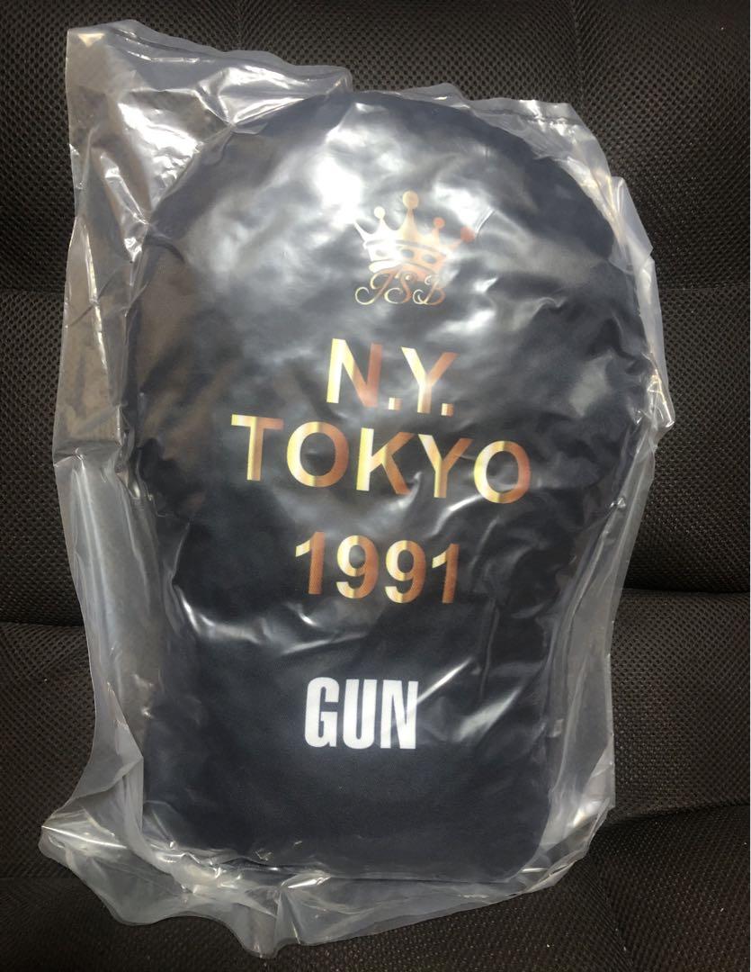 【即発送】まとめ売り✨三代目JSB岩田剛典 2点セット(直筆サイン、クッション) 即発送】まとめ売り✨三代目JSB岩田剛典 2点セット(直筆サイン