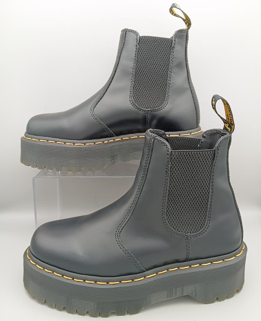 【極美品】ドクターマーチン チェルシーブーツ QUAD 2976 23.0㎝ 【極美品】ドクターマーチン チェルシーブーツ QUAD 2976 23.0㎝