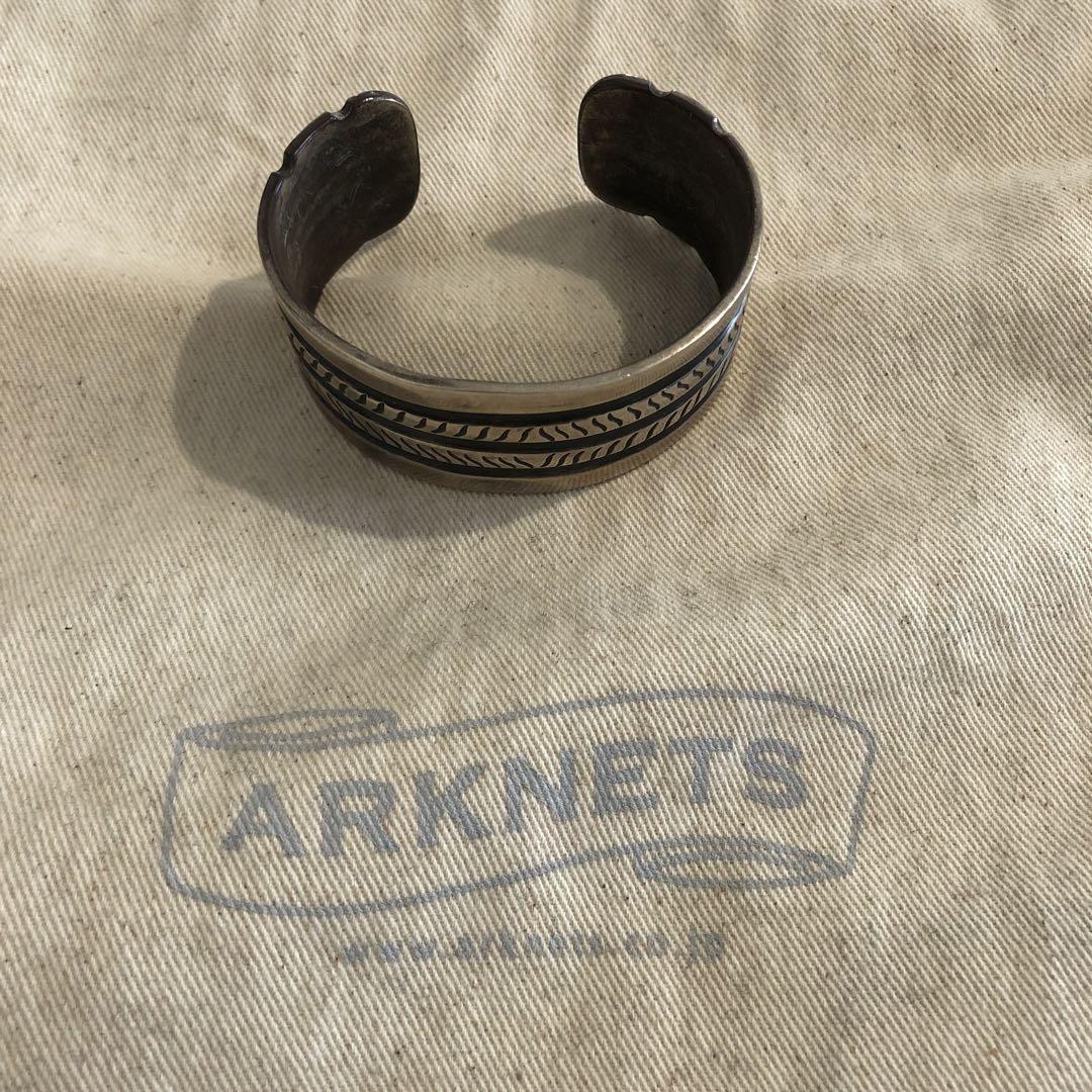 アクセサリー JONA THAN DAY CONTEMPORARY BANGLE