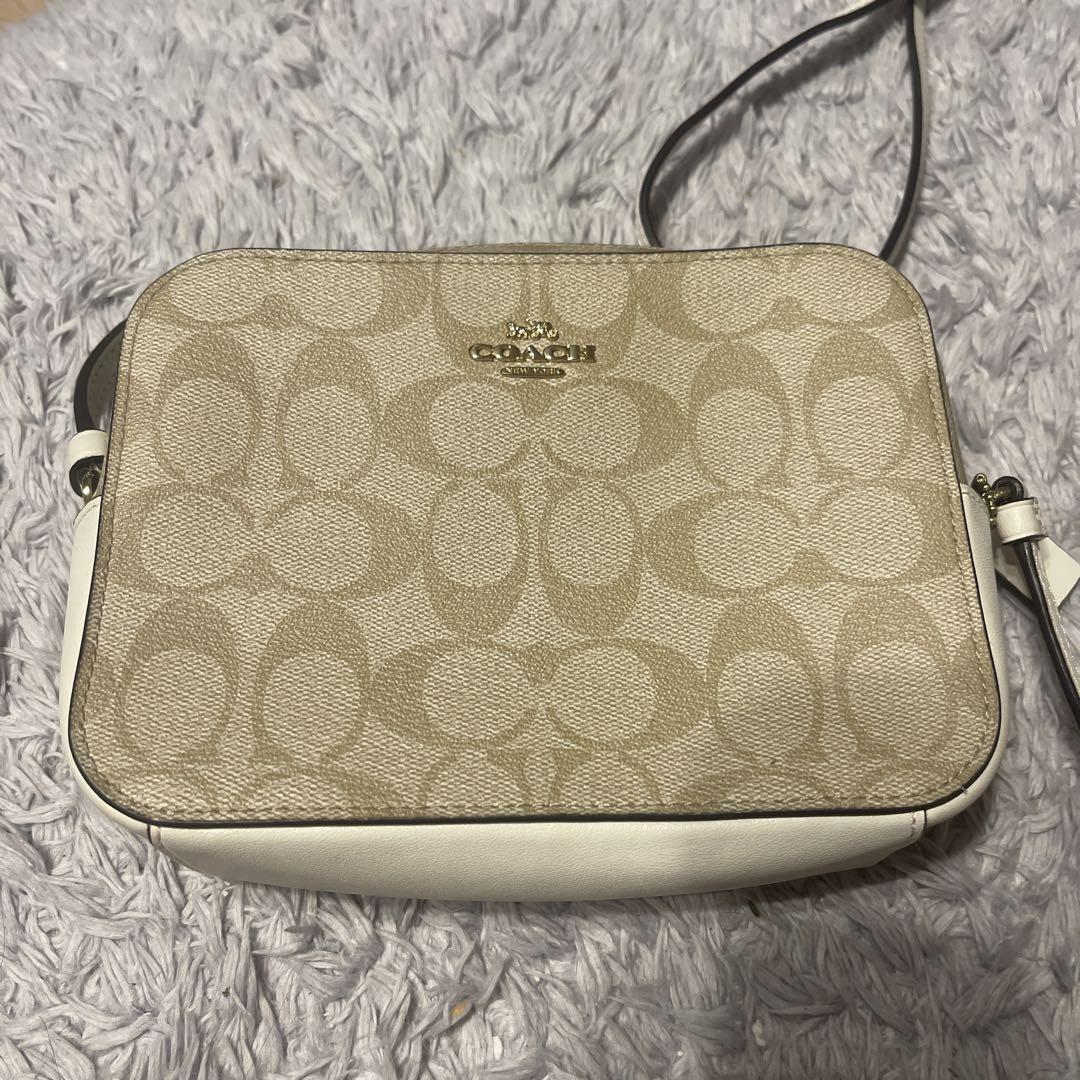 Coach ベージュ ショルダーバッグ　カメラバッグ