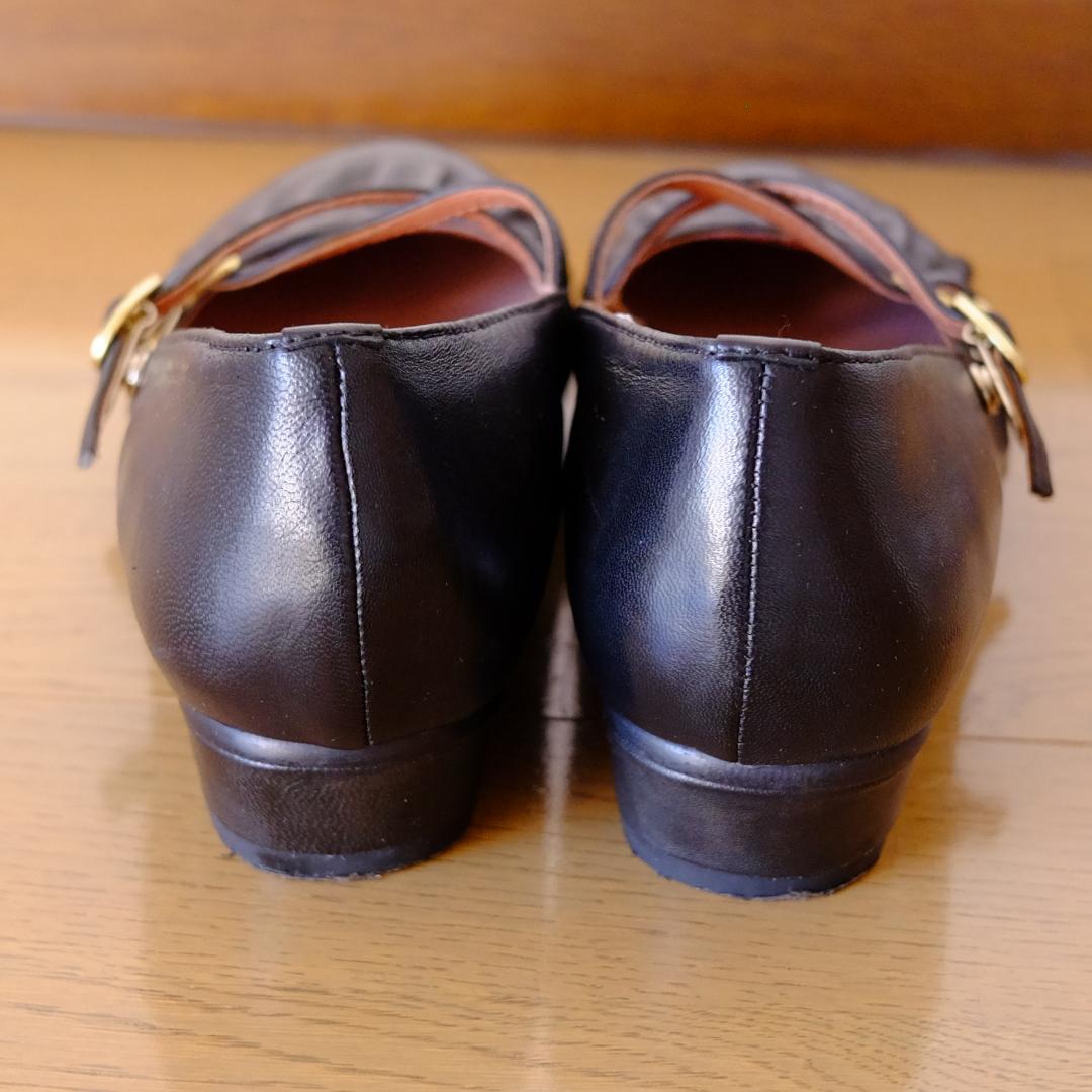 ブランド品 通販サイト 本革 美品 23.0 黒 クロスストラップパンプス あしながおじさん 靴