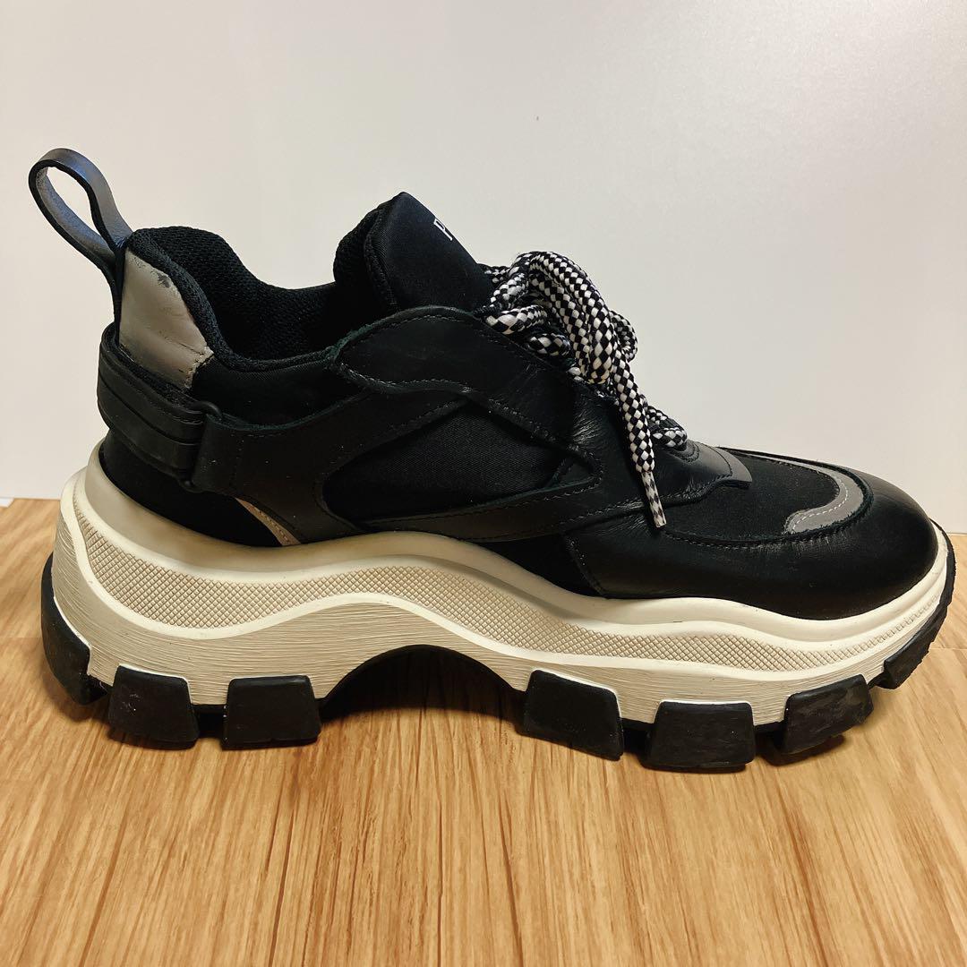 プラダ PRADA ペガサススニーカー 厚底 ダッドスニーカー 黒 38 PRADA プラダ 厚底 スニーカー ペガサス ブラック ダッド