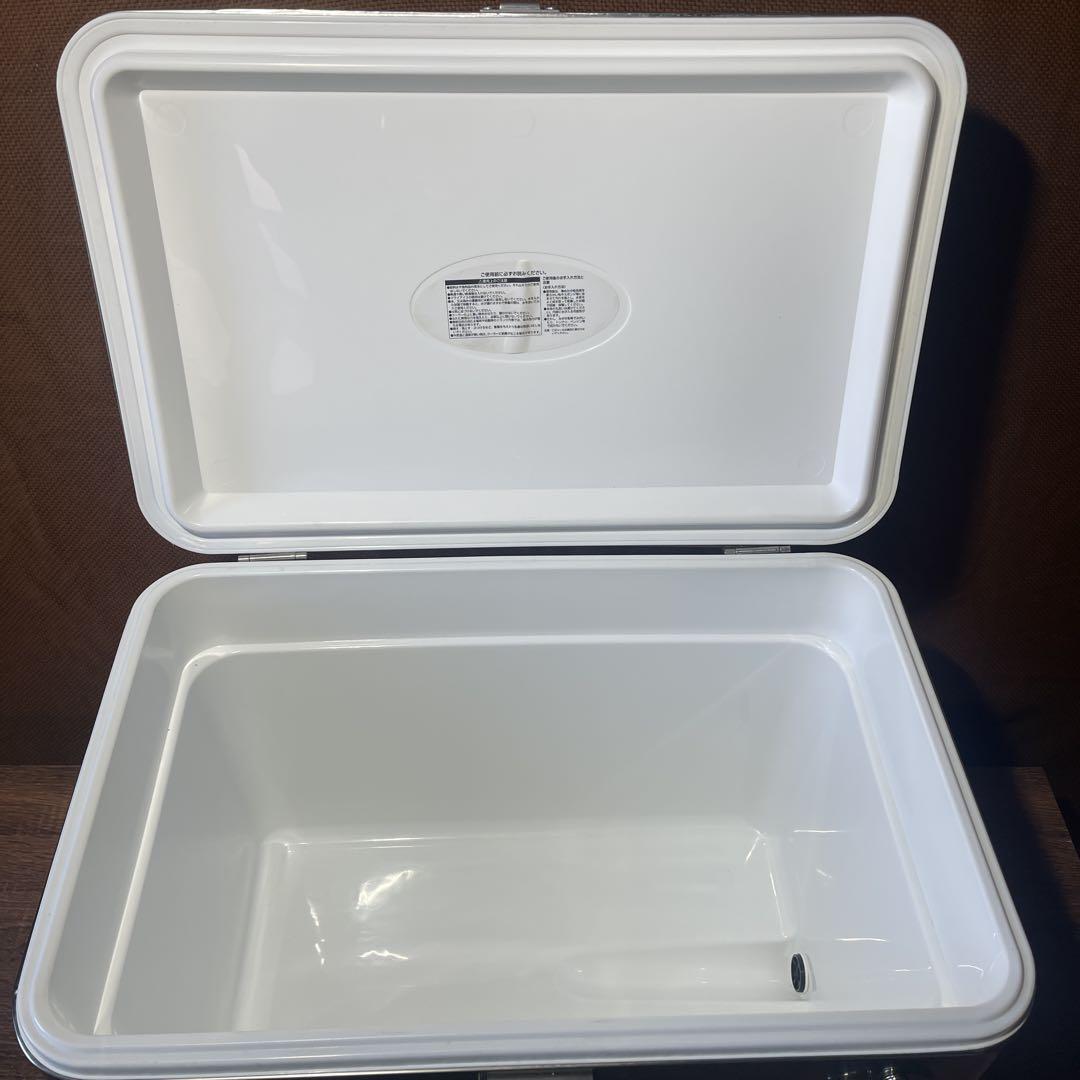 クーラーボックス51L シルバー
