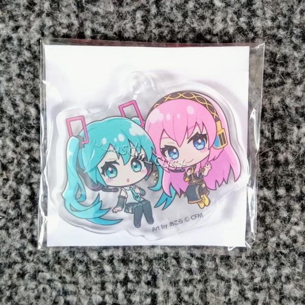 16周年♡アクキー 初音ミク 巡音ルカ キーホルダー パッケージ付