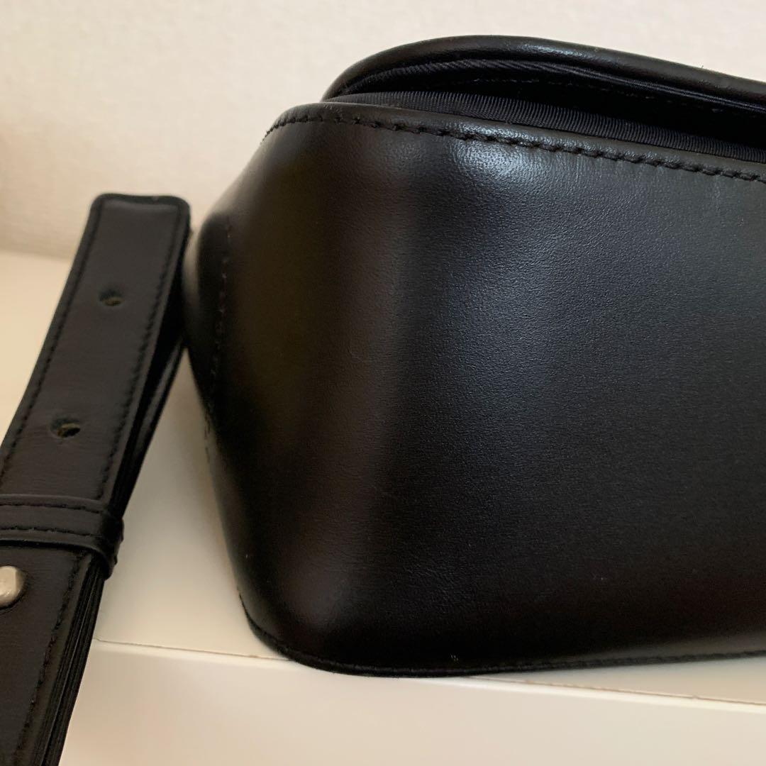 Burberryキャンバス×レザー　ショルダーバック
